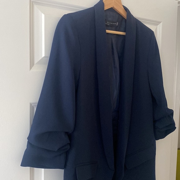 DilVin Open Front 3/4 Ruched Sleeve Blazer - Picture 2 of 10